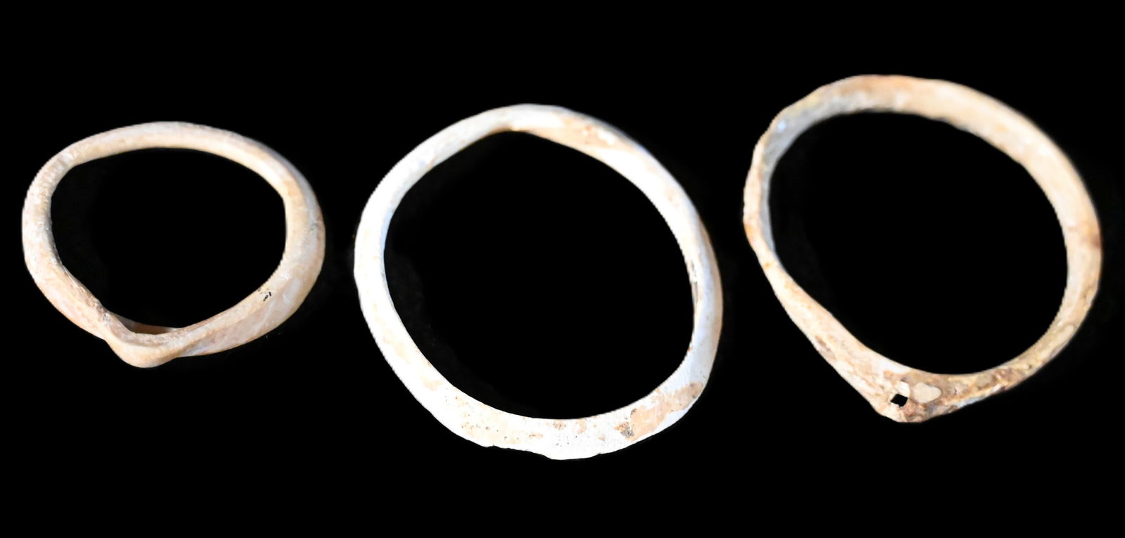 3 Hohokam/Anasazi Shell Bracelets Circa 900A.D. Pre-Columbian largest is 3". (1 of 6)