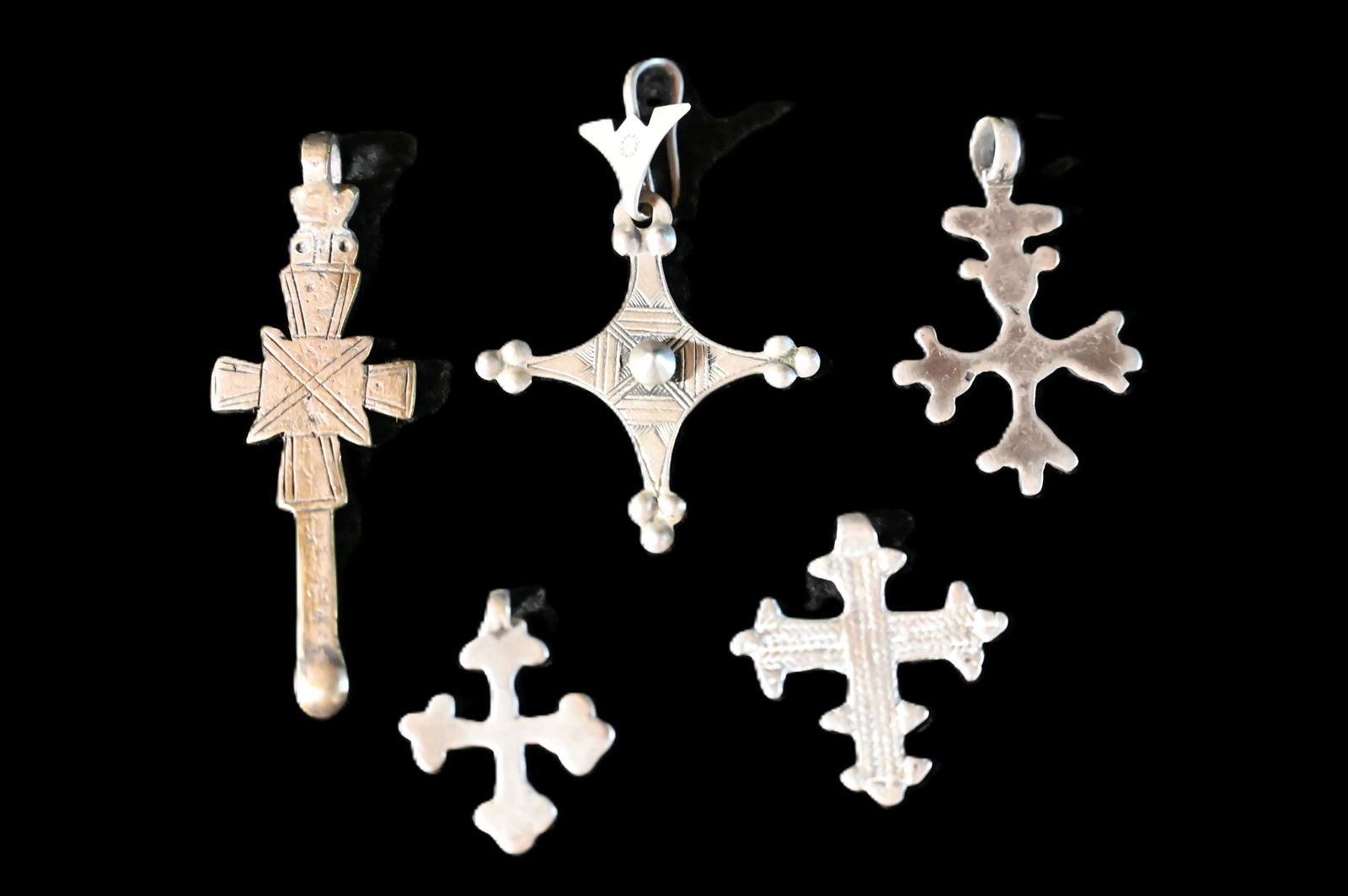 5 Ethiopian Vintage Silver Cross Pendants. (1 of 6)