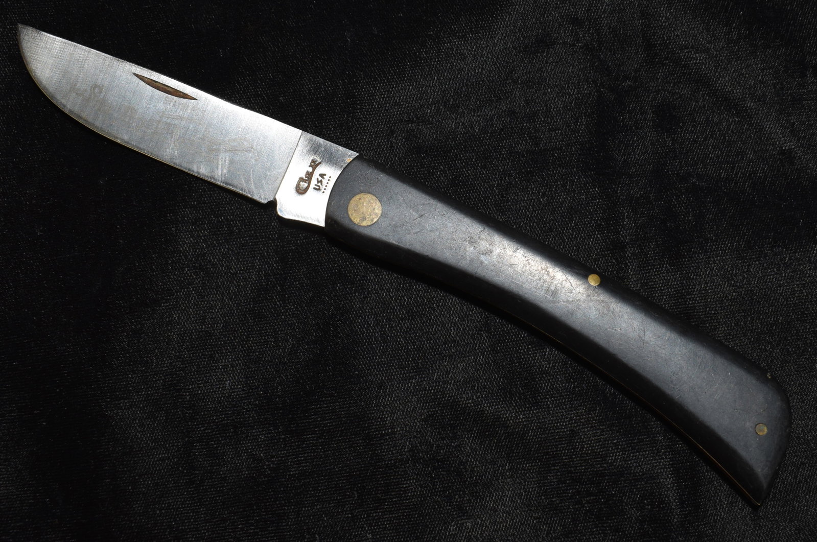 1979 Case 2138 SS Sod Buster Stainless Steel One Dot Knife: 1979 Case 2138 SS Sod Buster Stainless Steel One Dot Knife. Still in good condition. Handle has some scuffs from use over time.