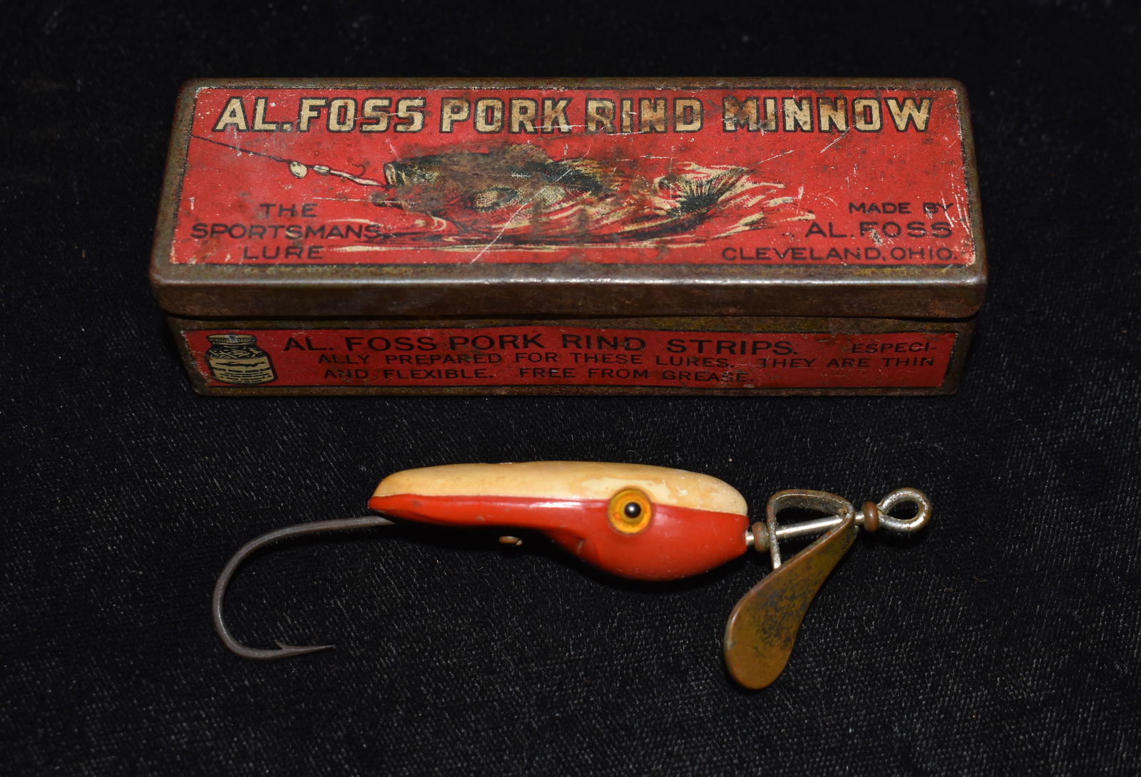 Vintage A L Foss Oriental Wiggler Pork Rind Minnow W/ Tin Box - Glass Eyes (1 of 5)