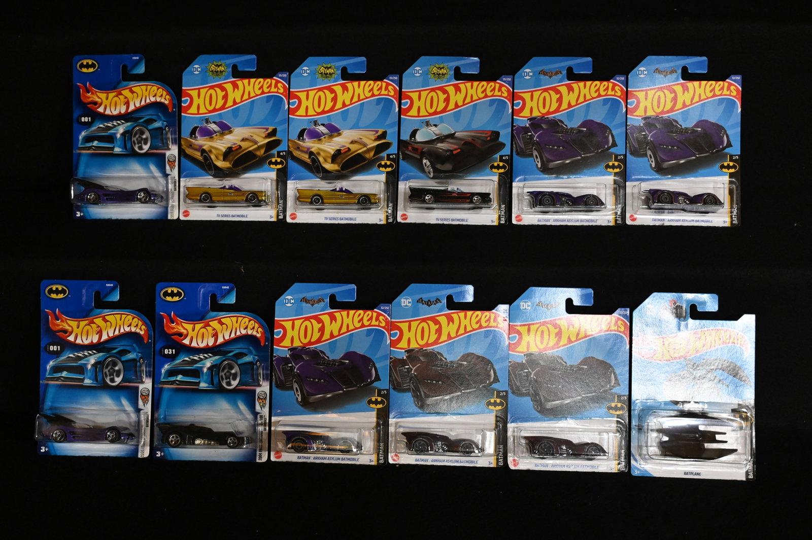 12 Batman Hot Wheels 2003-2021 in brand new condition.: 12 Batman Hot Wheels 2003-2021 in brand new condition.