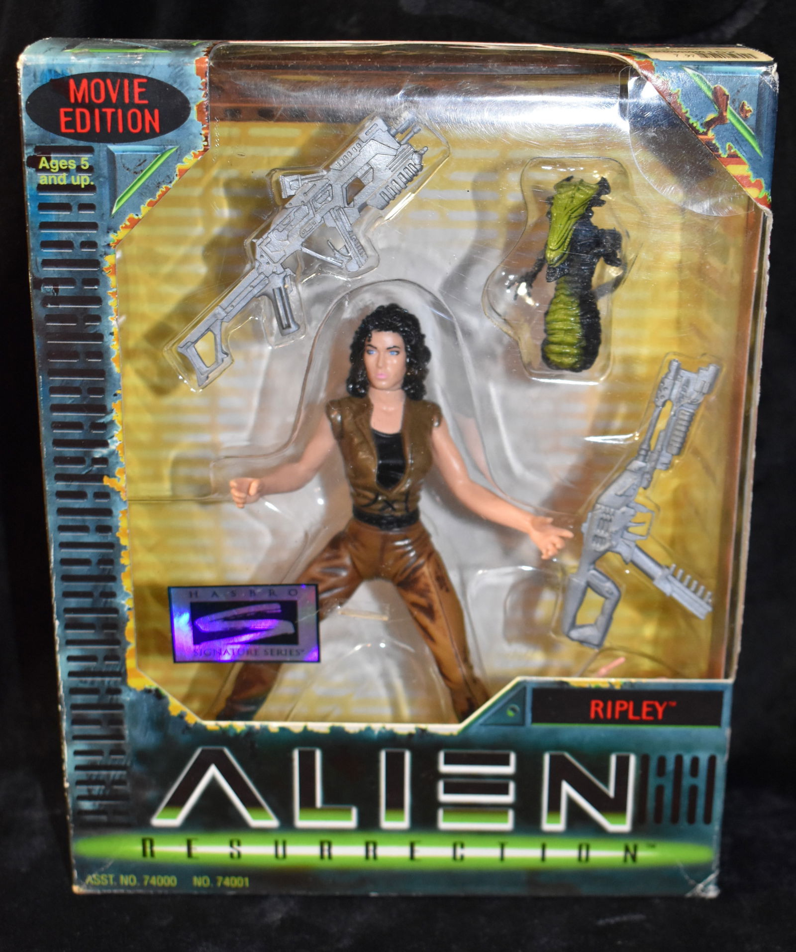 1997 ALIEN RESERRECTION RIPLEY Movie Edition by Hasbro: 1997 ALIEN RESERRECTION RIPLEY Movie Edition by Hasbro. New in the original box.