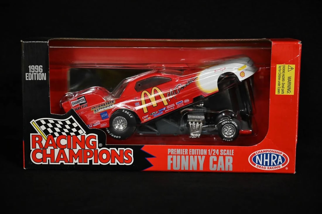 1996 "McDonalds" Racing Champions 1/24 Scale NHRA Funny Car.: 1996 "McDonalds" Racing Champions 1/24 Scale NHRA Funny Car.