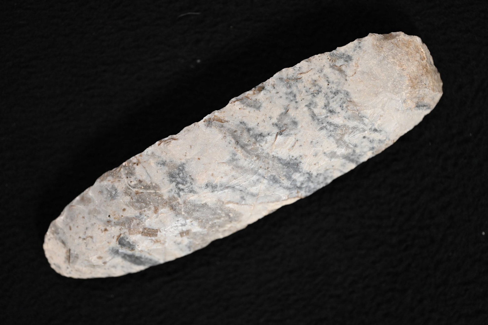 4 15/16" Mozarkite Polished Chisel Found in Boone Co. Missouri.: 4 15/16" Mozarkite Polished Chisel Found in Boone Co. Missouri.