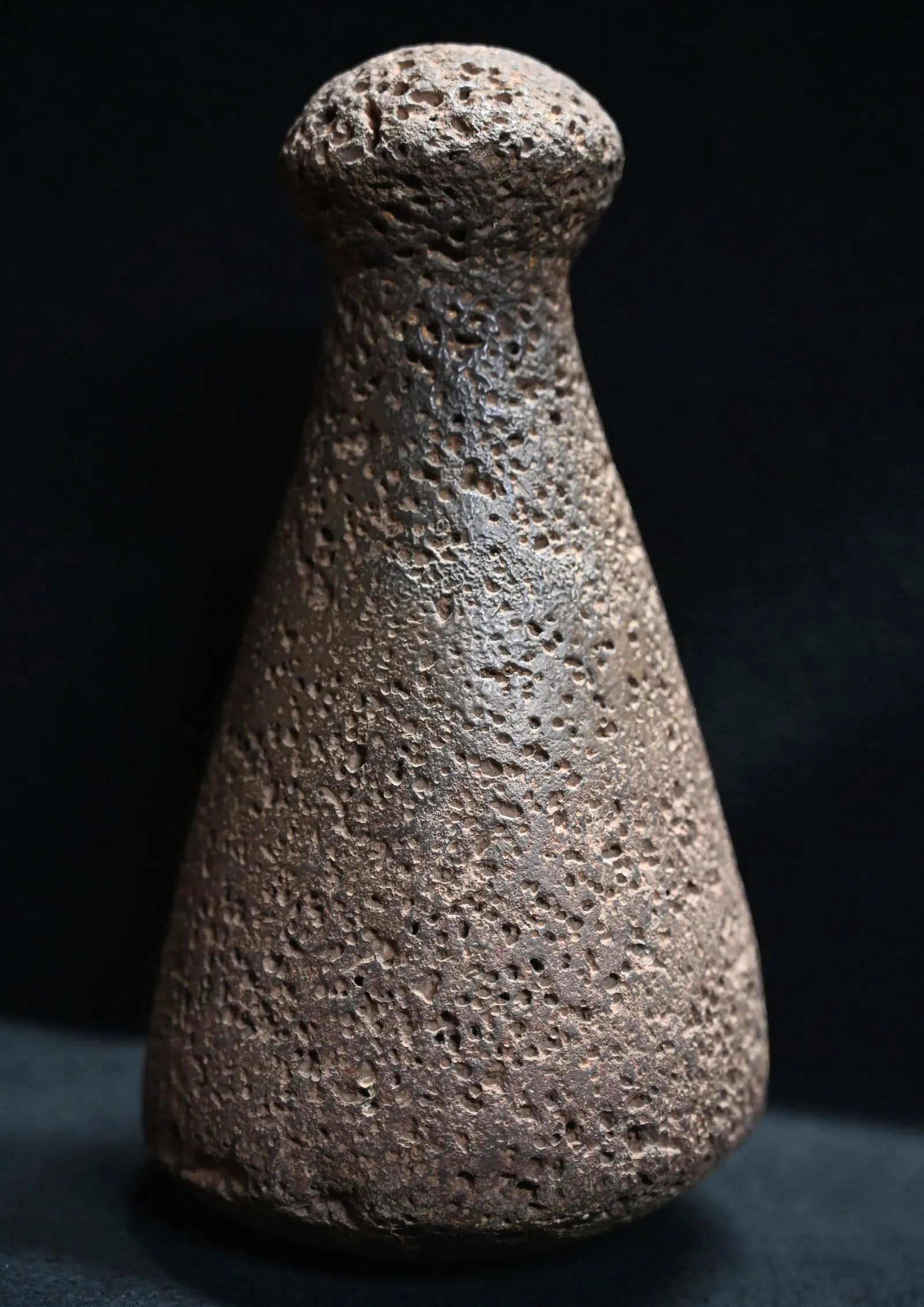 Amazing Poi Pounder Found in the Polynesian Islands Region 8 1/2" tall and 4 7/8" wide. Made from a (1 of 8)