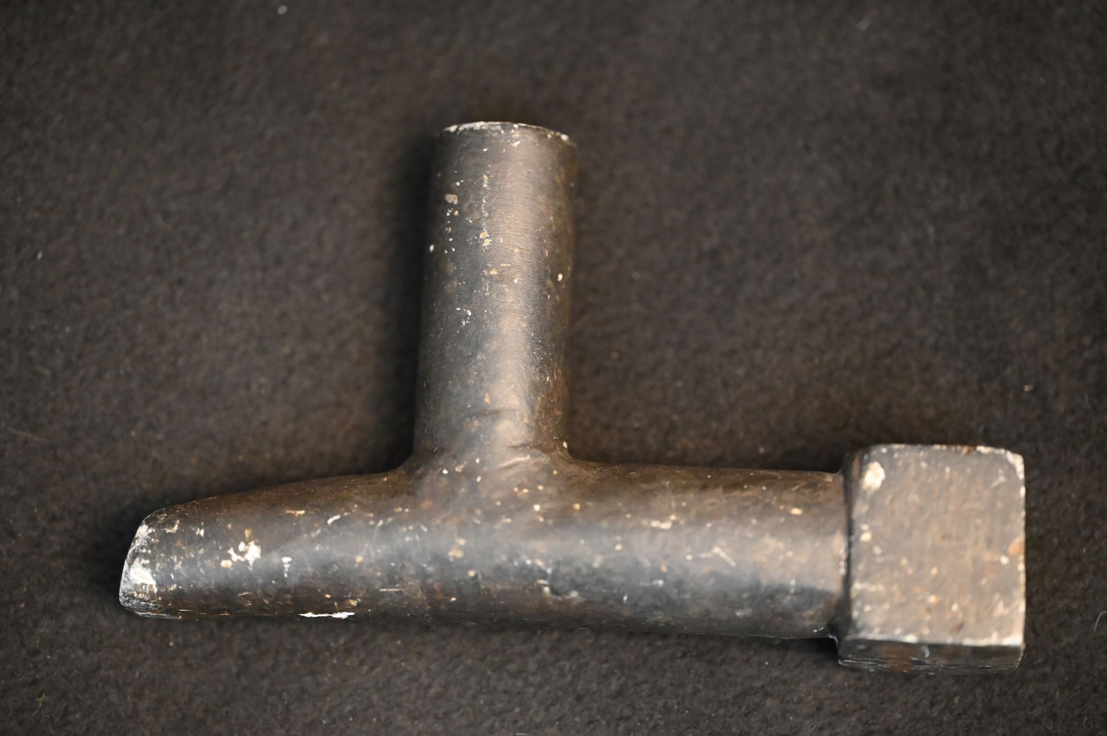 6" Historic Steatite T-Pipe From Tennessee. (1 of 6)