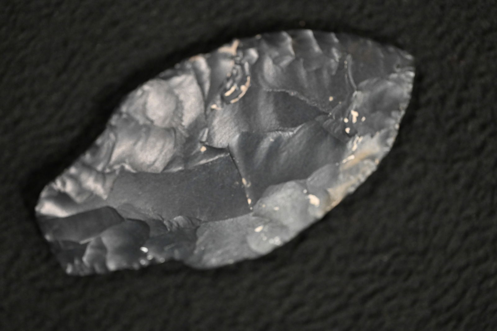2 15/16" Excello Chert Adena Found by Ron Dankenbring in Lafayette Co. Missouri. (1 of 10)