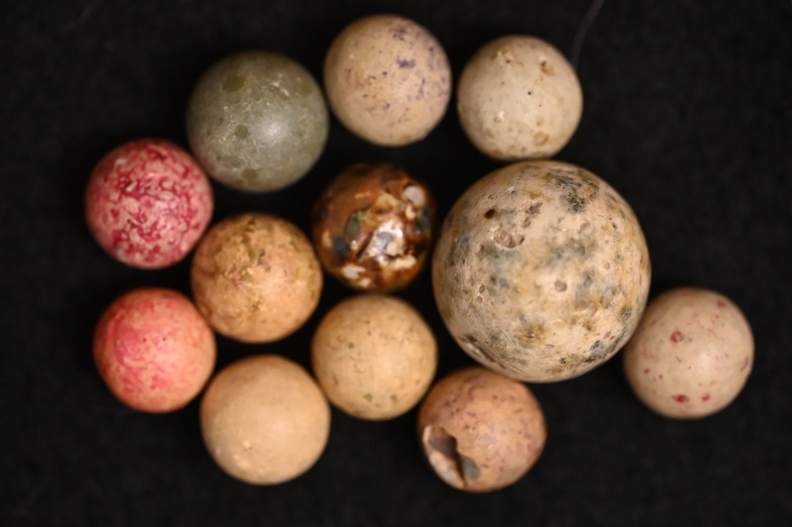 12 Old Marbles 7/8" Largest Found in Boone Co. Missouri. (1 of 3)