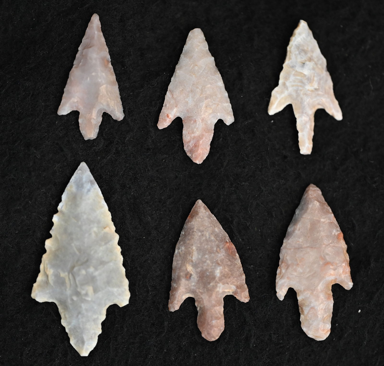 6 Bird Points Found in the Sahar Desert 1 7/16" Longest. (1 of 5)