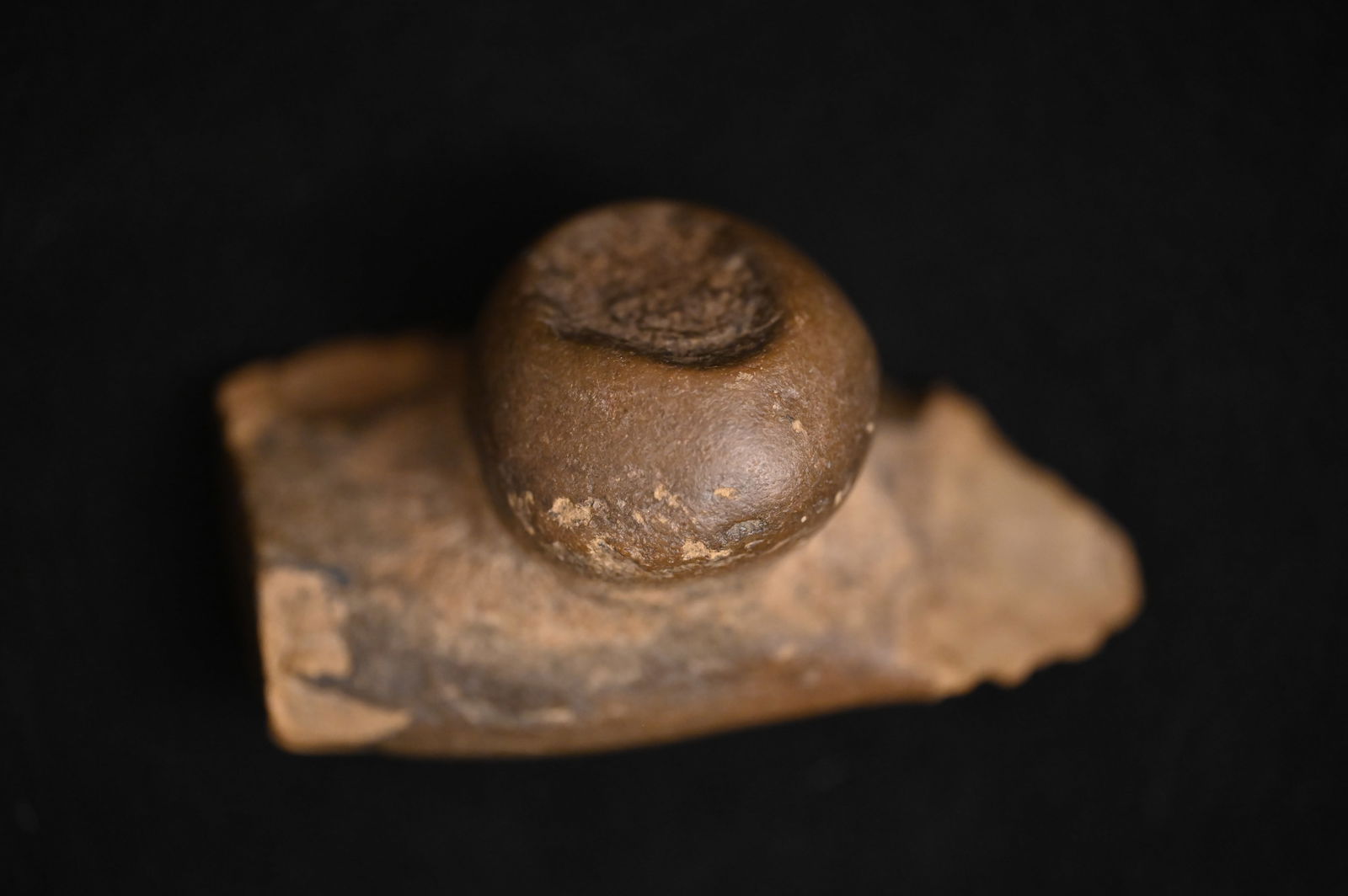 3 15/16" Stone Pottery Trowel/Hand Tool  Ex: Phil Potter Collection of Evansville Indiana. (1 of 7)