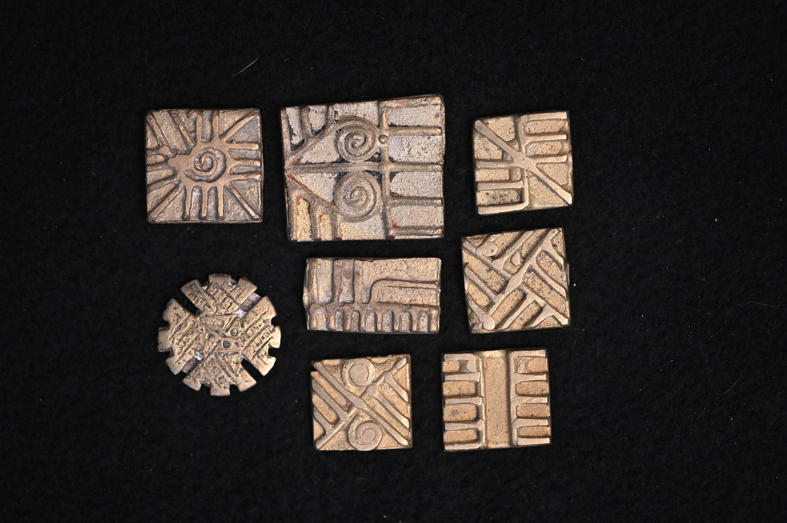 8 West African Asante Gold Weights. (1 of 4)