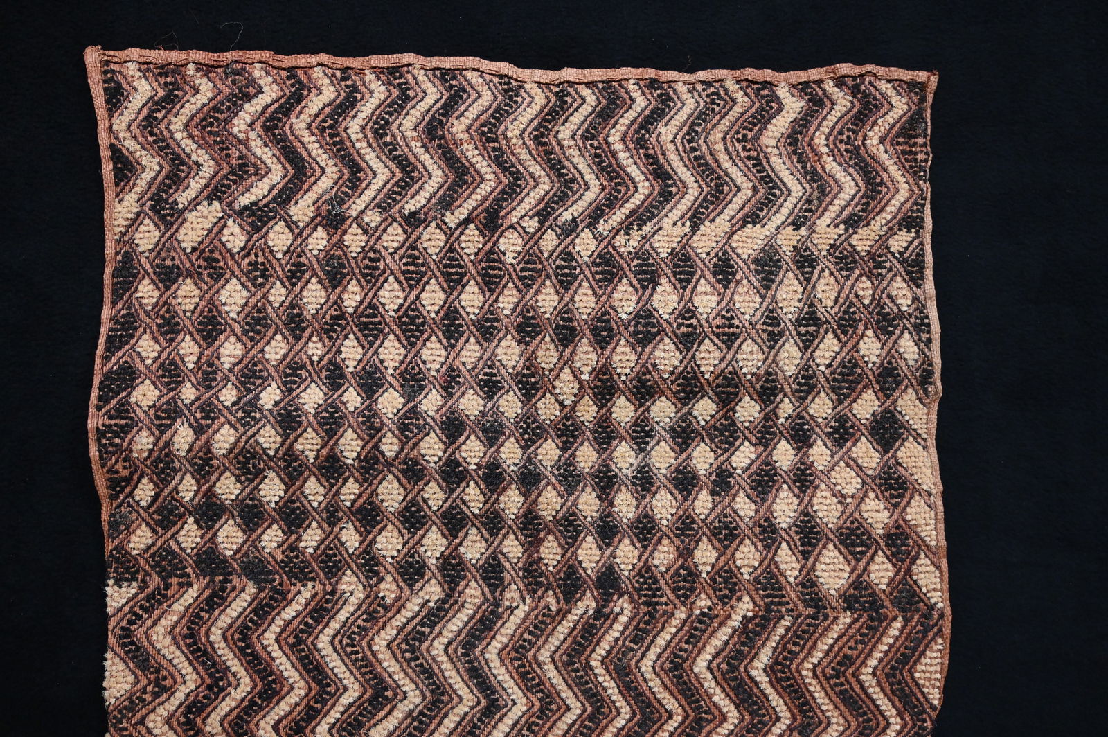 Congo Kuba Cloth 17 1/2" x 20". (1 of 7)
