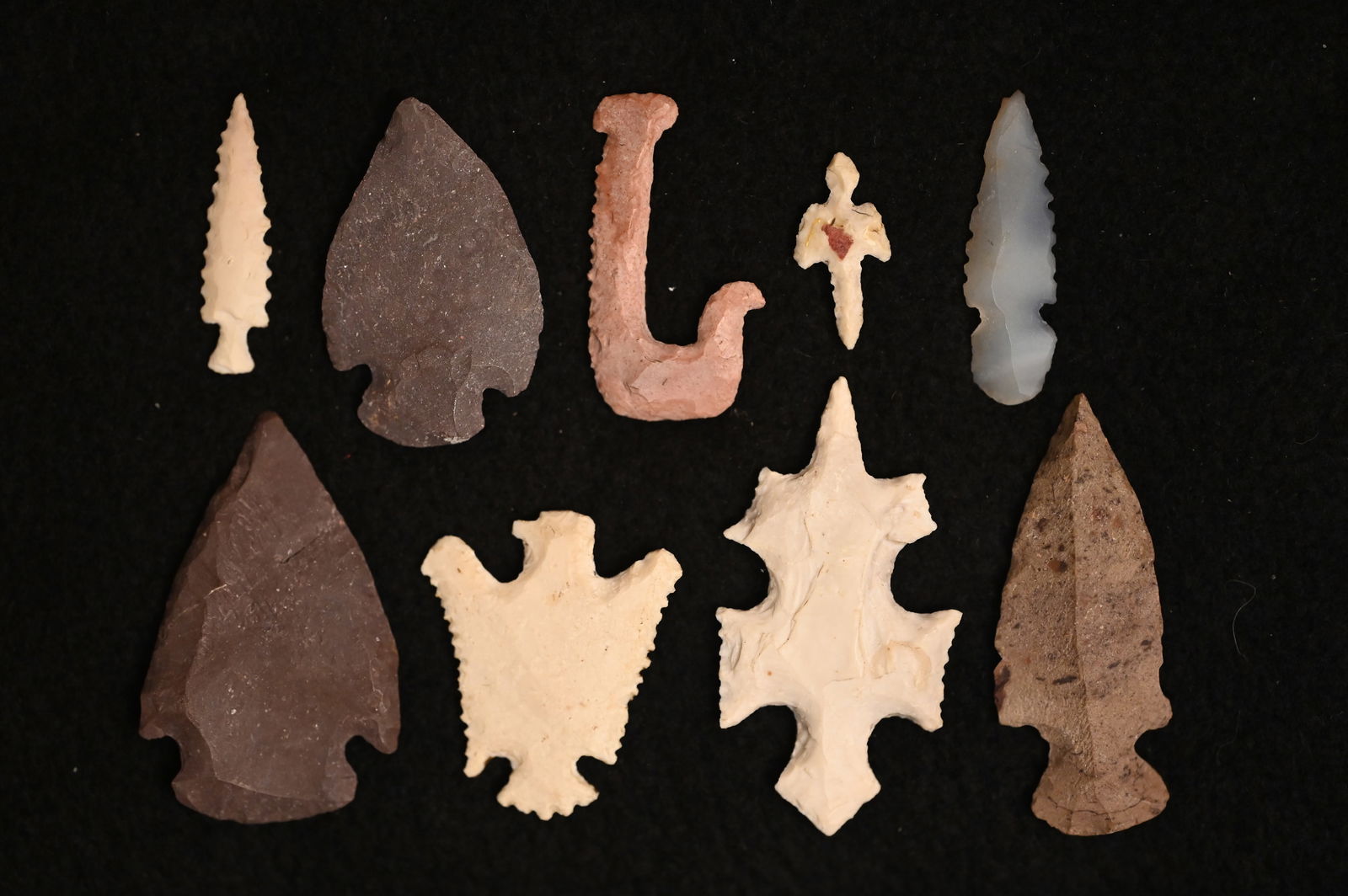9 Modern Made Arrowheads,, Eccentrics, & Bird Points 2" longest. (1 of 3)