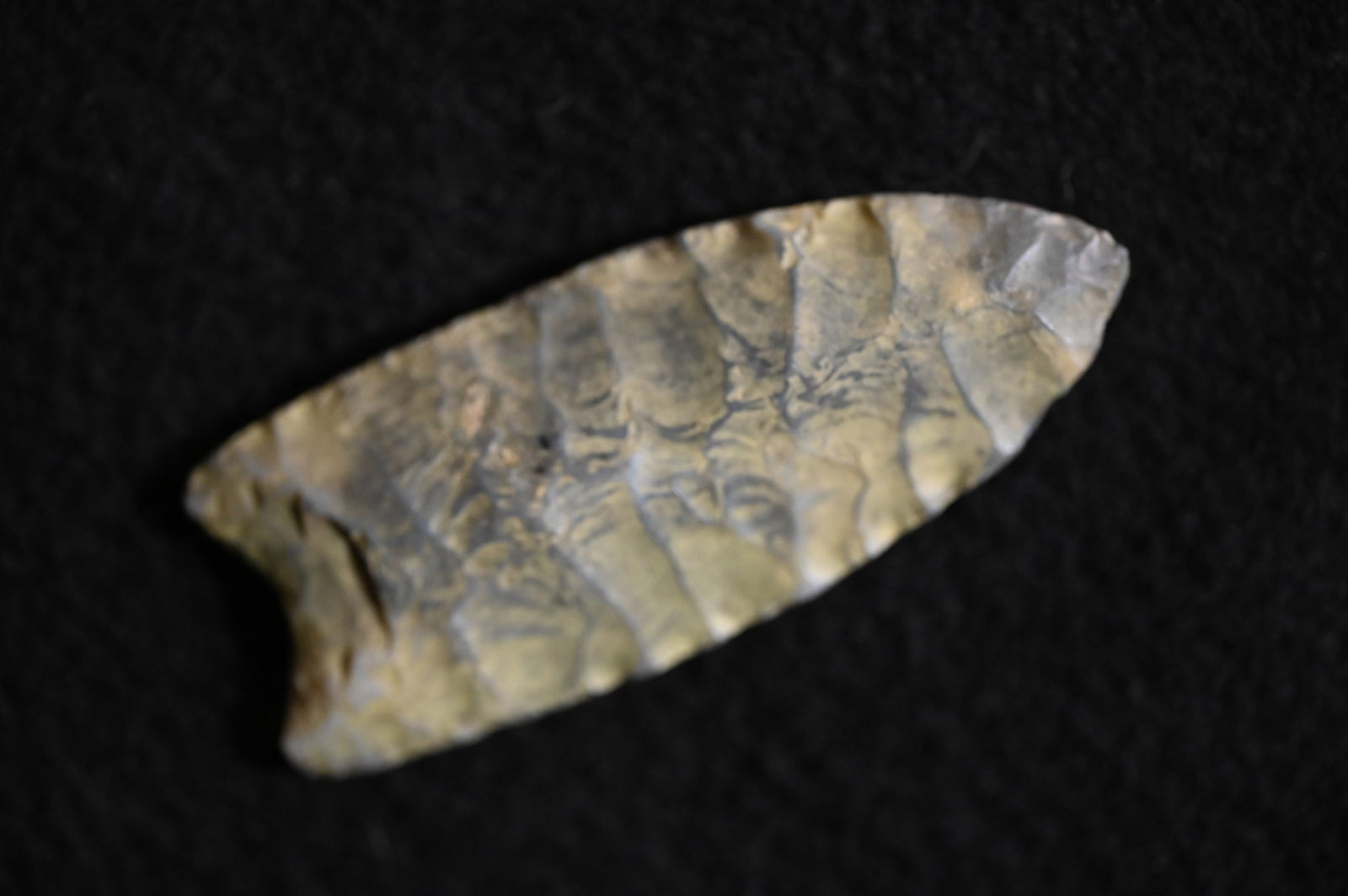 2 3/4" Clovis Arrowhead Modern Made. (1 of 9)