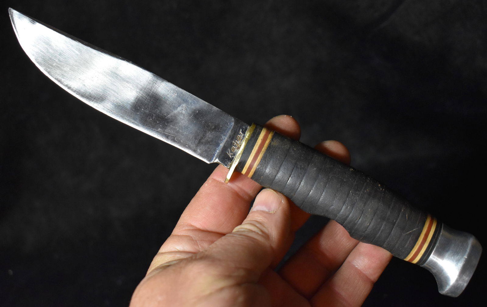 Vintage Kabar Fixed Blade Stacked Leather Finger Grooved Knife (1 of 7)