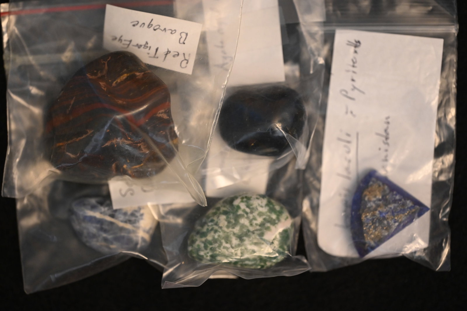 5 Gemstones Includes Sodalite, Blue Agate, Red Tiger Eye, Green Spotted Agate, Lapis Lazuli.: 5 Gemstones Includes Sodalite, Blue Agate, Red Tiger Eye, Green Spotted Agate, Lapis Lazuli.