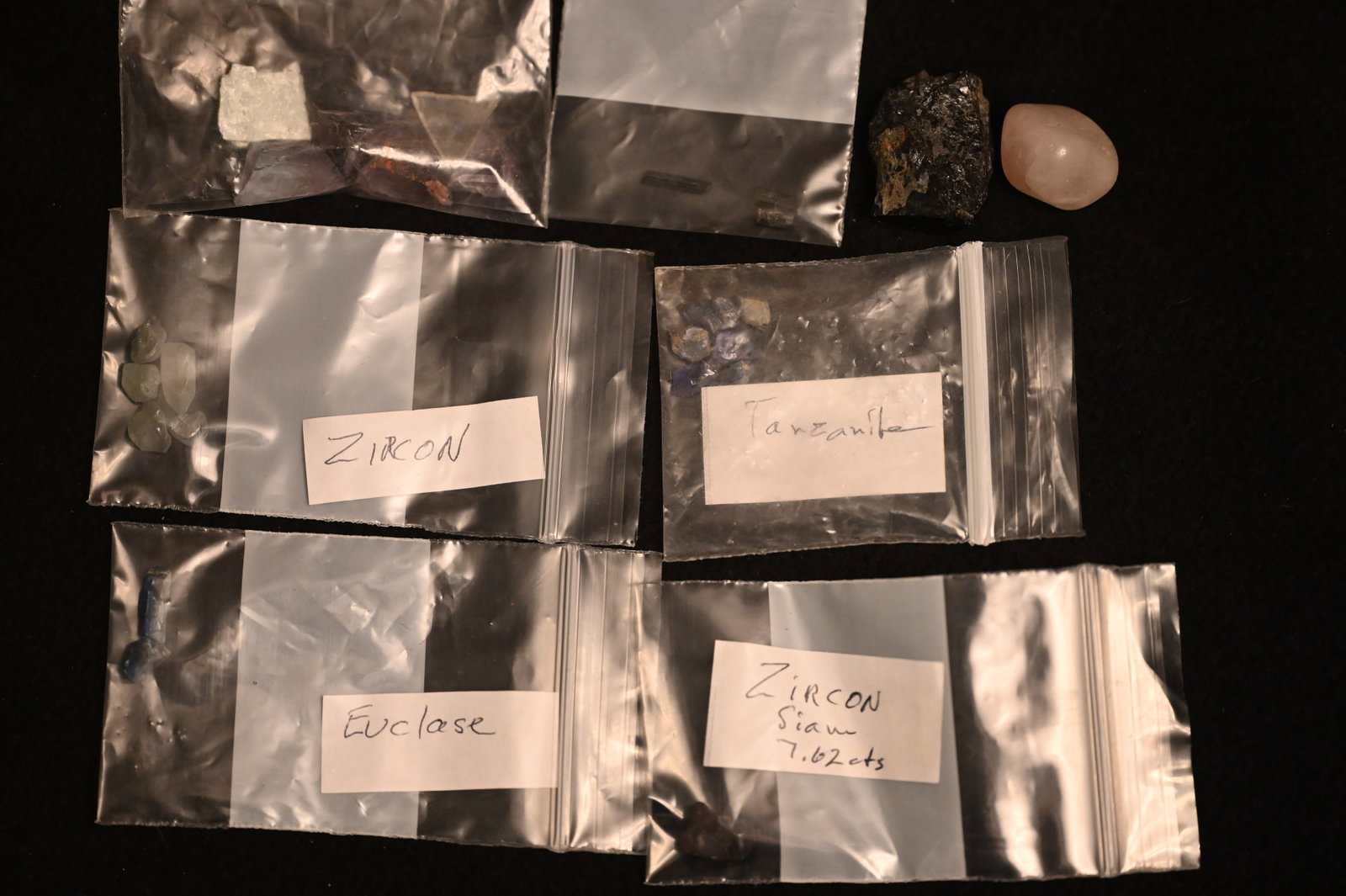 Blue Euclidean, Tanzanite, Zircon, etc.. Gemstones.: Blue Euclidean, Tanzanite, Zircon, etc.. Gemstones.