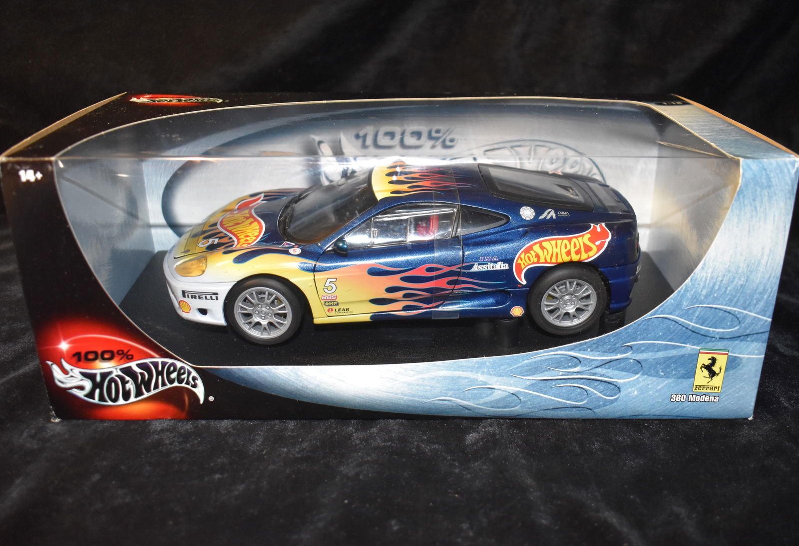Hot Wheels 2000 Ferrari 360 Modena Diecast Car 1:18 Scale NIB: Hot Wheels 2000 Ferrari 360 Modena Diecast Car 1:18 Scale. New in the box.