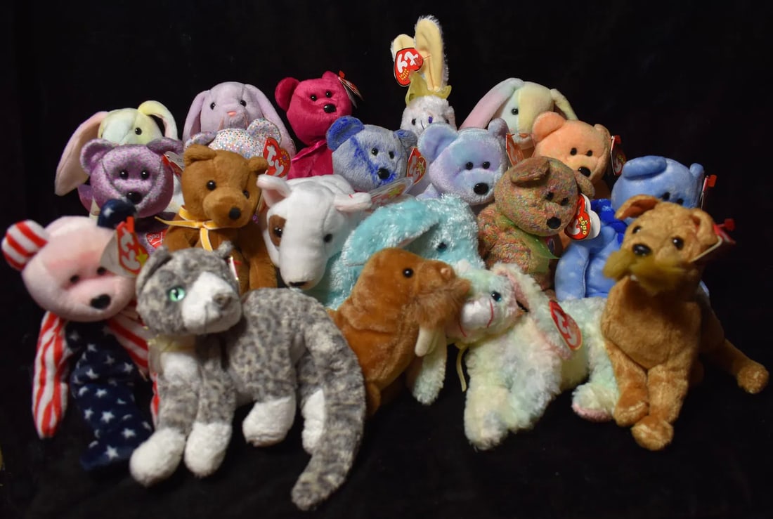 20 TY Beanie Babies - 1990's - 2000's Bears, Rabbits and other animals (1 of 10)