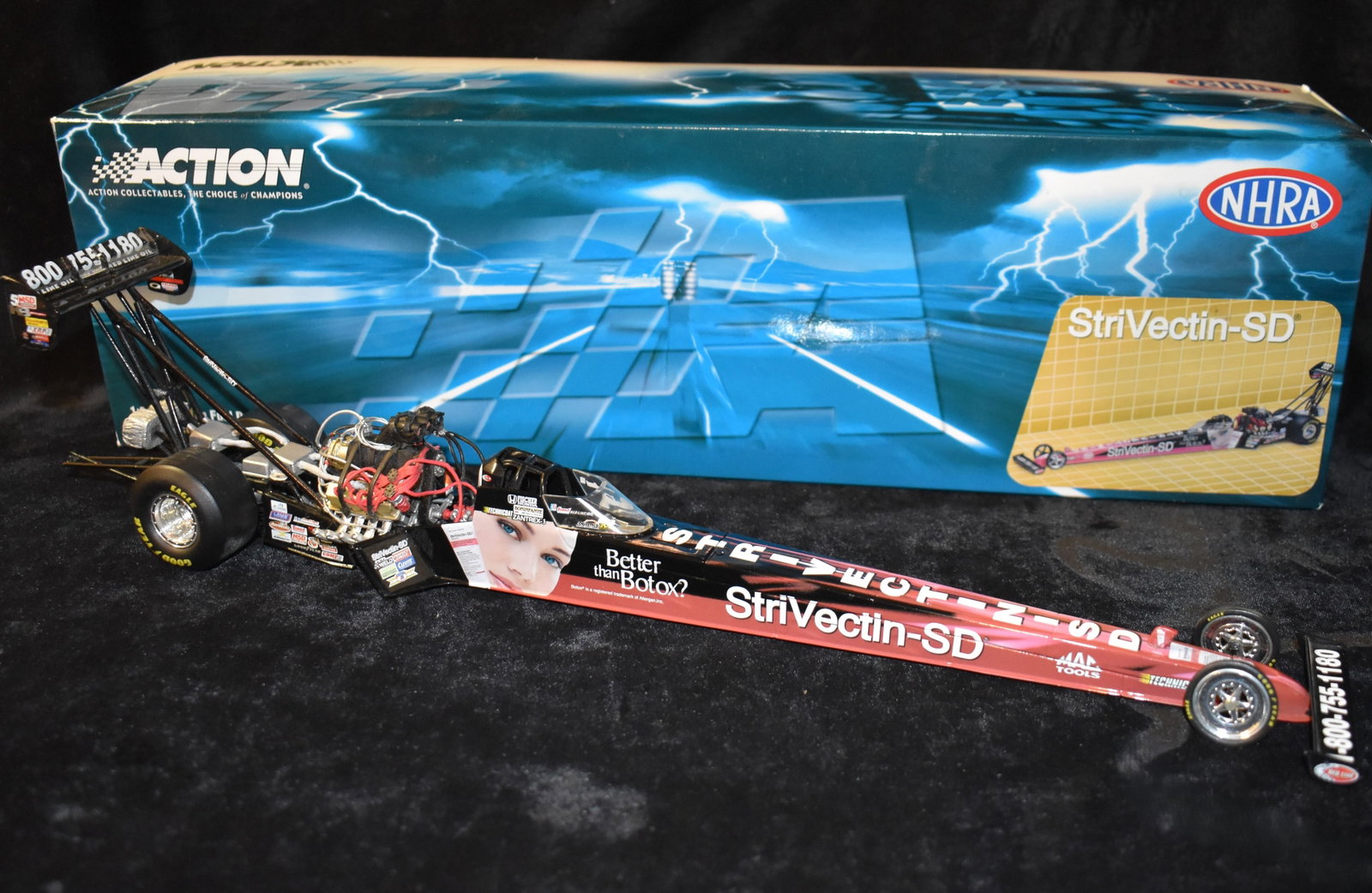 2006 Dave Grubnic #4 StriVectin Top Fuel Dragster 1:24 Scale Diecast: 2006 Dave Grubnic #4 StriVectin Top Fuel Dragster 1:24 Scale Diecast. Like new condition from the late Tim Harshman collection.