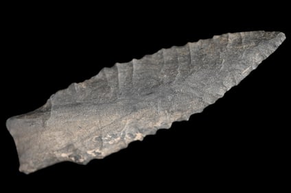 3 7/16" Searcy Arrowhead Found in Arkansas Ex: Richard Thompson, Steve Condra. Comes with a Jackson