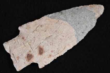 3 1/2" Etley Arrowhead Found in Howard Co. Missouri.