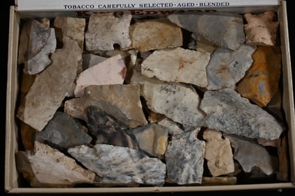 Cigar Box Full of Damaged Arrowheads found in Illinois/Missouri.