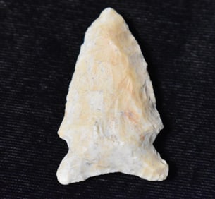 1 3/4" Stillwell Arrowhead found in Lee County, Iowa