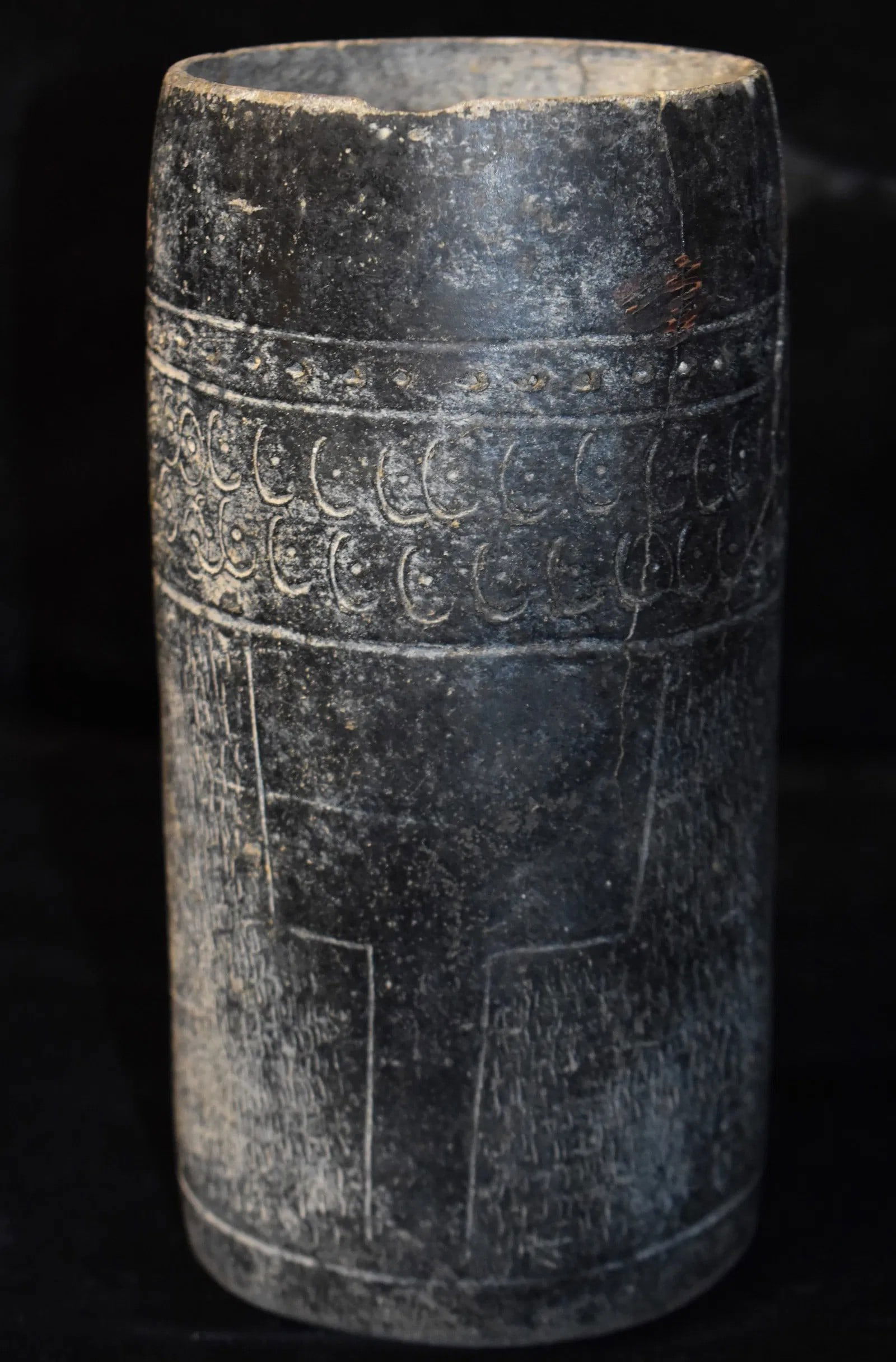 Pre-Columbian Mayan Decoratively Incised Pottery Cup (1 of 10)