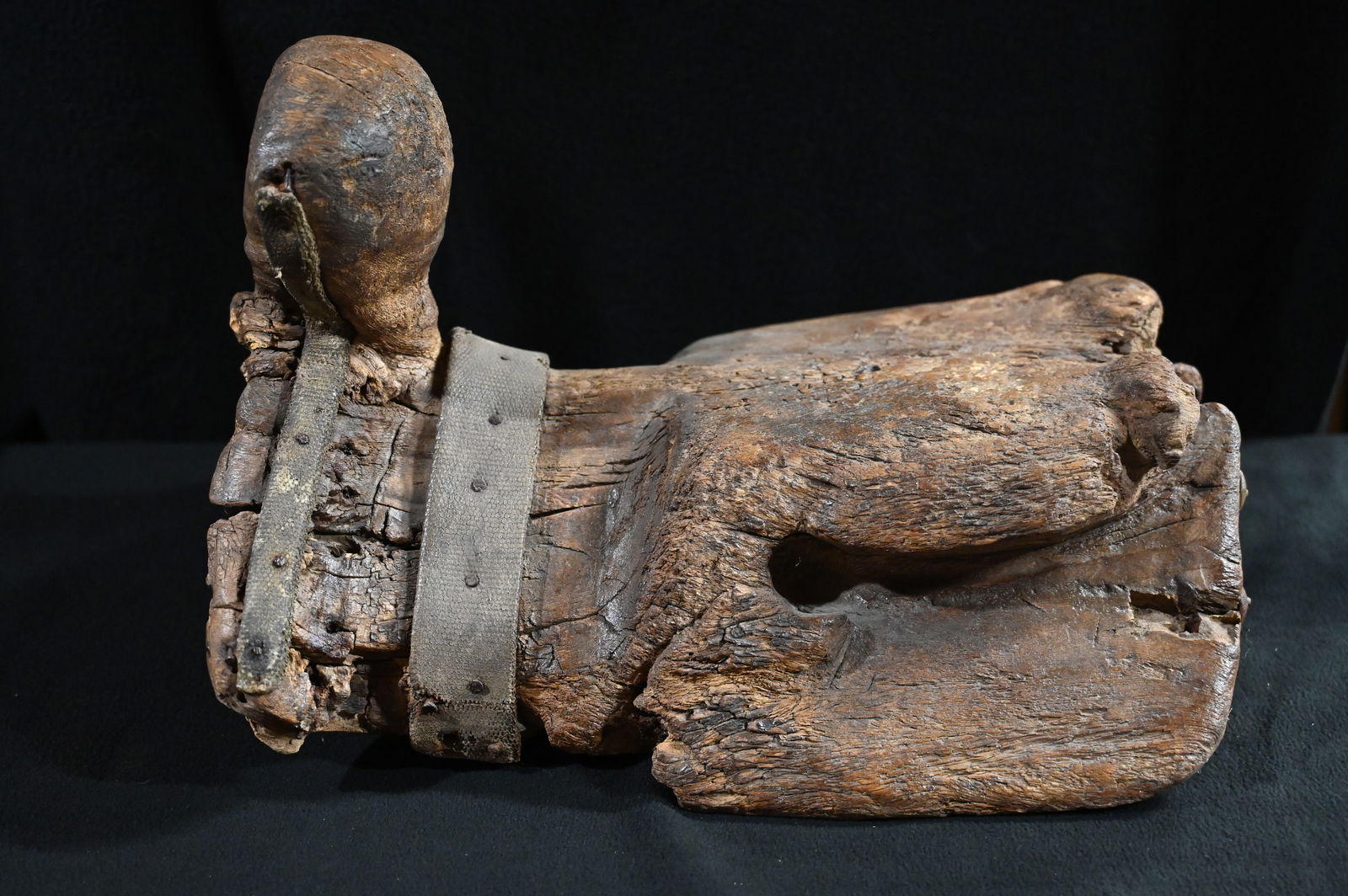 19th Century Native American Wood Saddle (1 of 8)