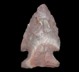 1 1/4" Colorful Kings Arrowhead found in Benton County, Missouri by Allen Cornwall