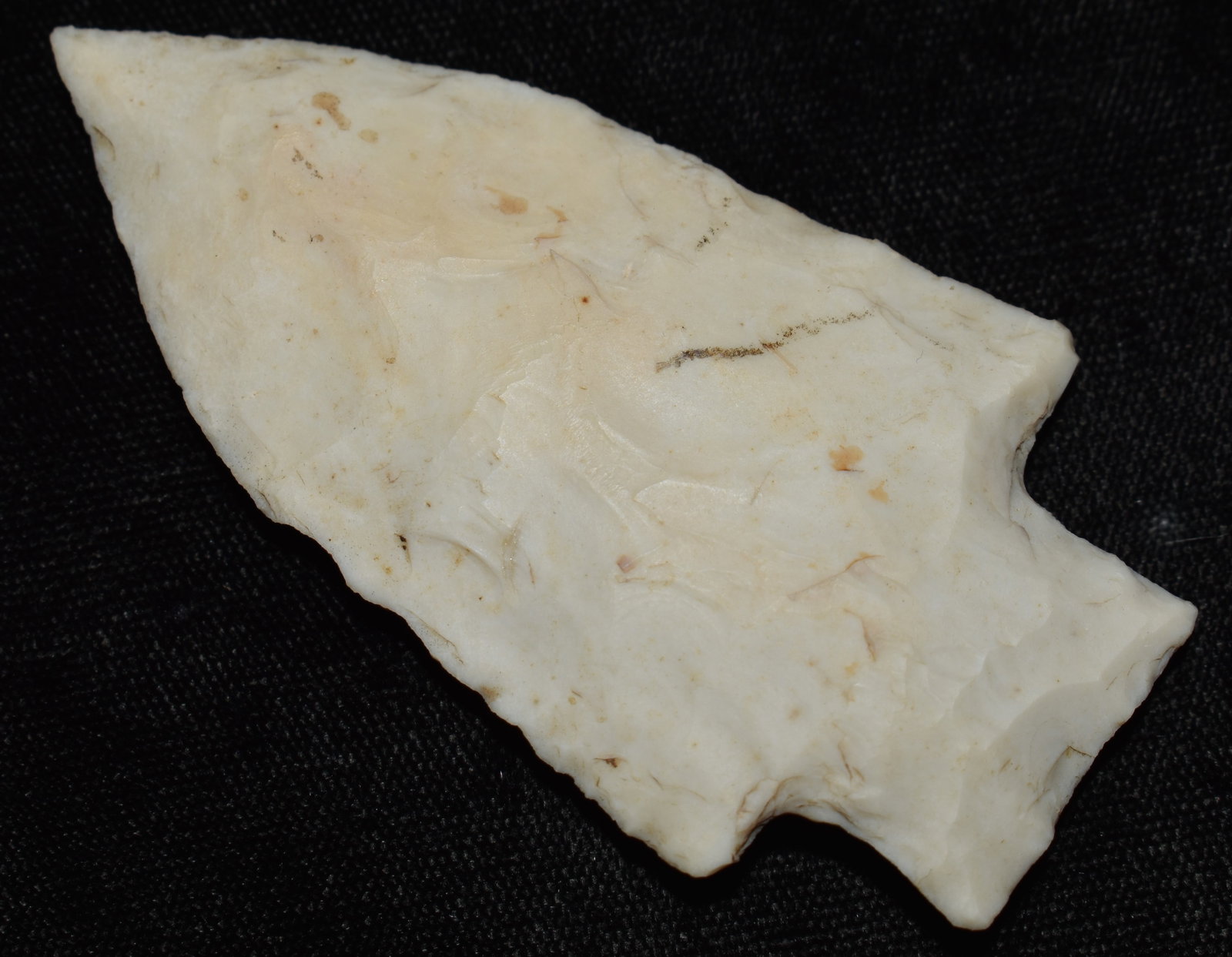 3 1/4" Nicely Made Etley found in St. Charles County, Missouri: 3 1/4" Nicely Made Etley found in St. Charles County, Missouri. Likely made of crescent quarry chert. Exhibits correct manufacture and excellent patination. Ex Tim Patrick Collection. Key words: Ancie