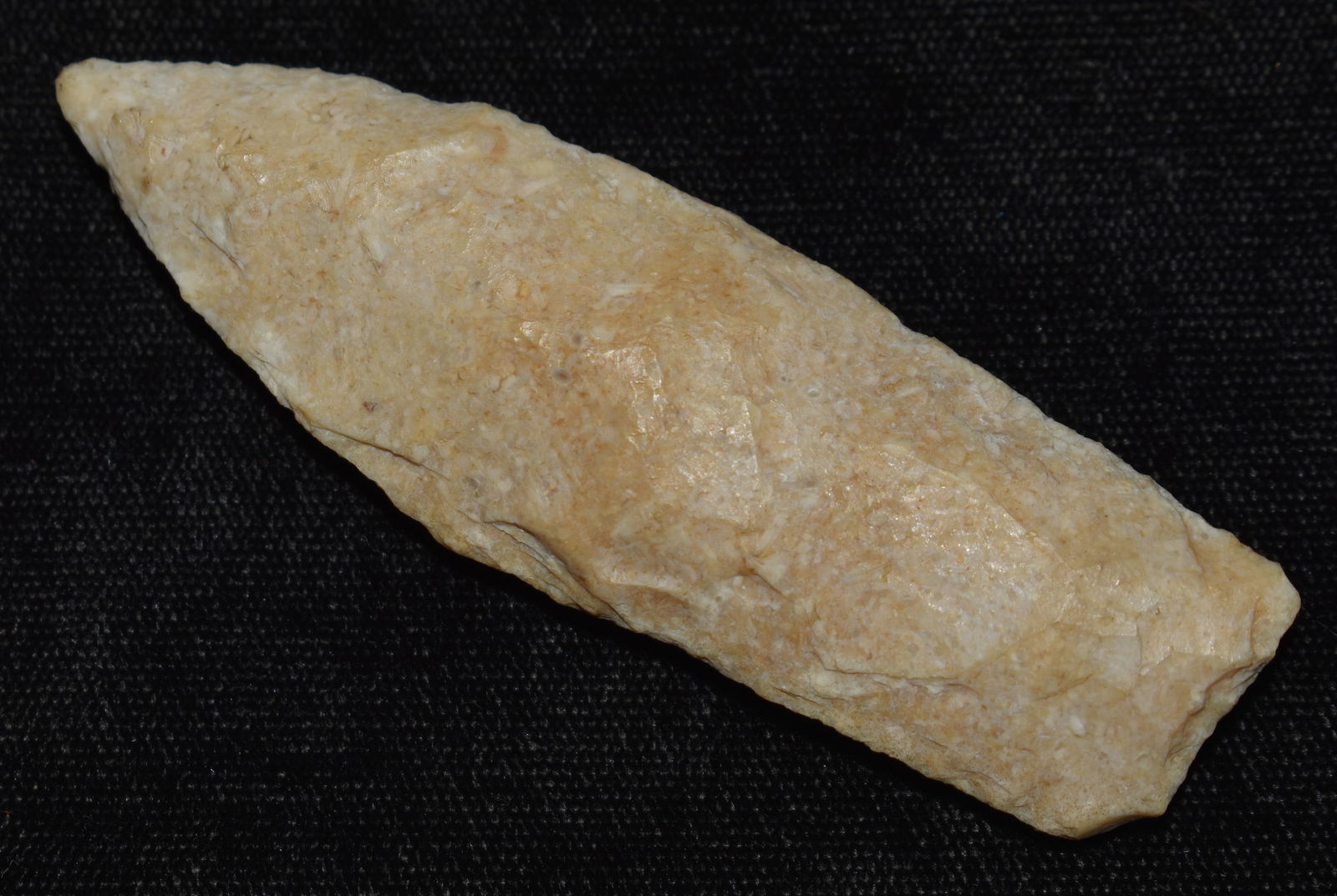3 1/16" River Patinated Nebo Hill Arrowhead found in Lee County, Iowa (1 of 9)