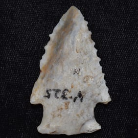 1 3/4" Nicely made Hardin Barb Arrowhead found in Vermillion County, Illinois