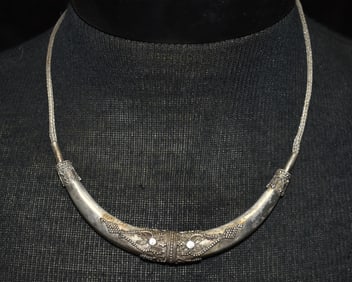 Mid Century Sri Lanka Wedding Necklace - High Silver Content 31 grams