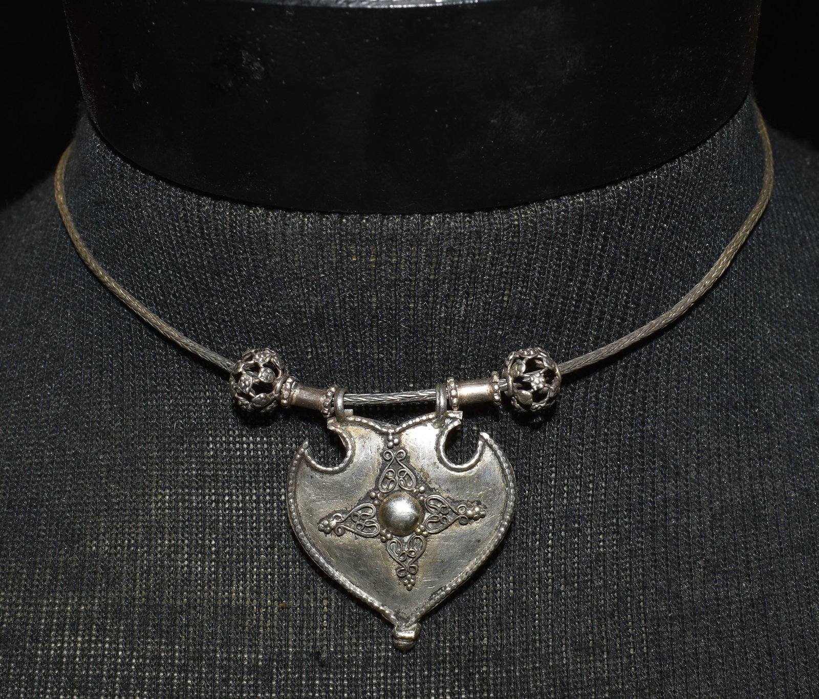Old Tribal Silver Necklace from Rajasthan, India - 16 1/4" & Weighs 13 grams: Old Tribal Silver Necklace from Rajasthan, India - Rajasthan, India. Older jewelry from Rajasthan, India is known for its intricate designs and craftsmanship. A nice example of older traditional jewel