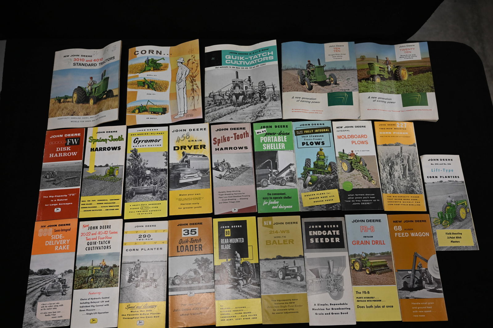24 Vintage John Deere Tractor & Implement Manuals. (1 of 8)