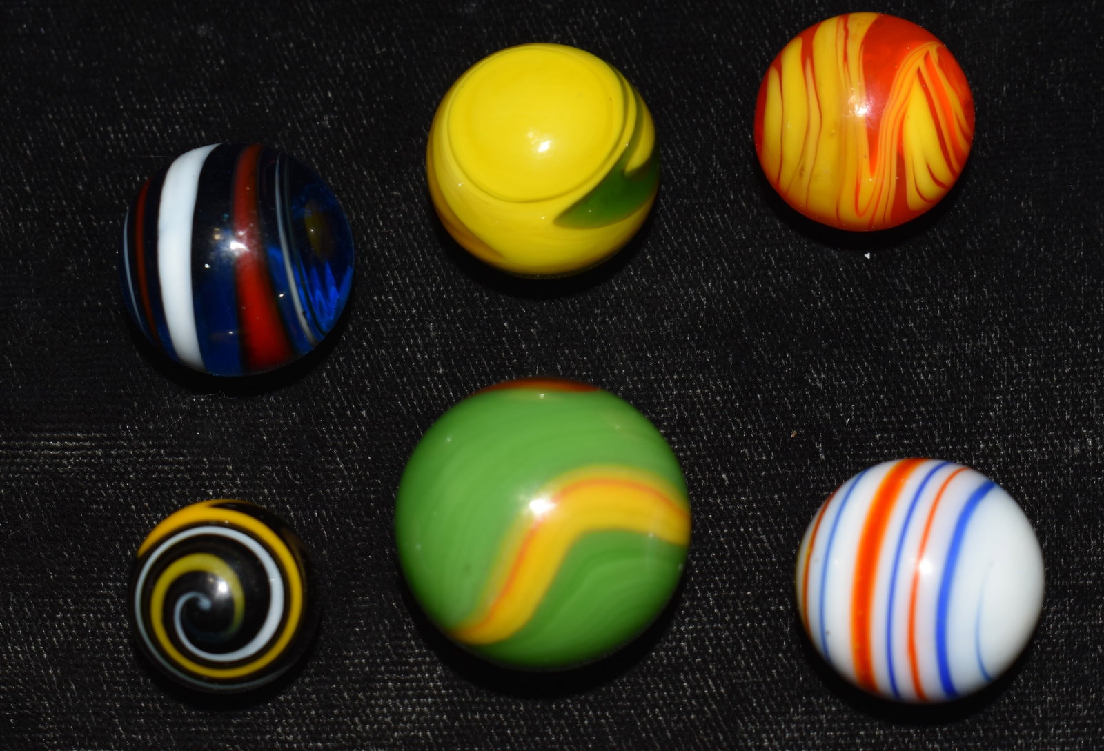 6 Outstanding Marbles: 5 Art Marbles - 2 of these appear to be by Lampwork (the red, white and blue and red white, blue and yellow marbles). They are gorgeous marbles that came with the two previous lots from a collection. 