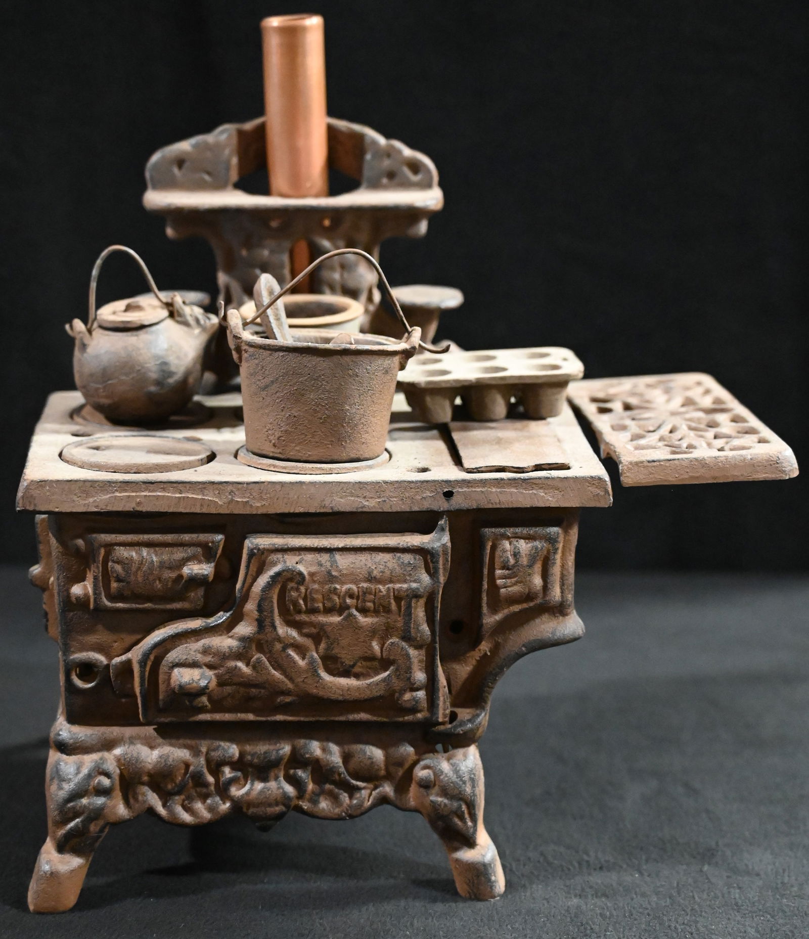 Crescent Cast Iron Stove Toy Salesman Sample. (1 of 11)