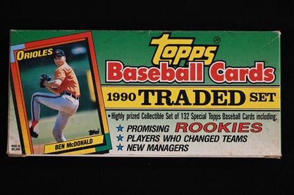 Topps Baseball Cards 1990 Traded Set.