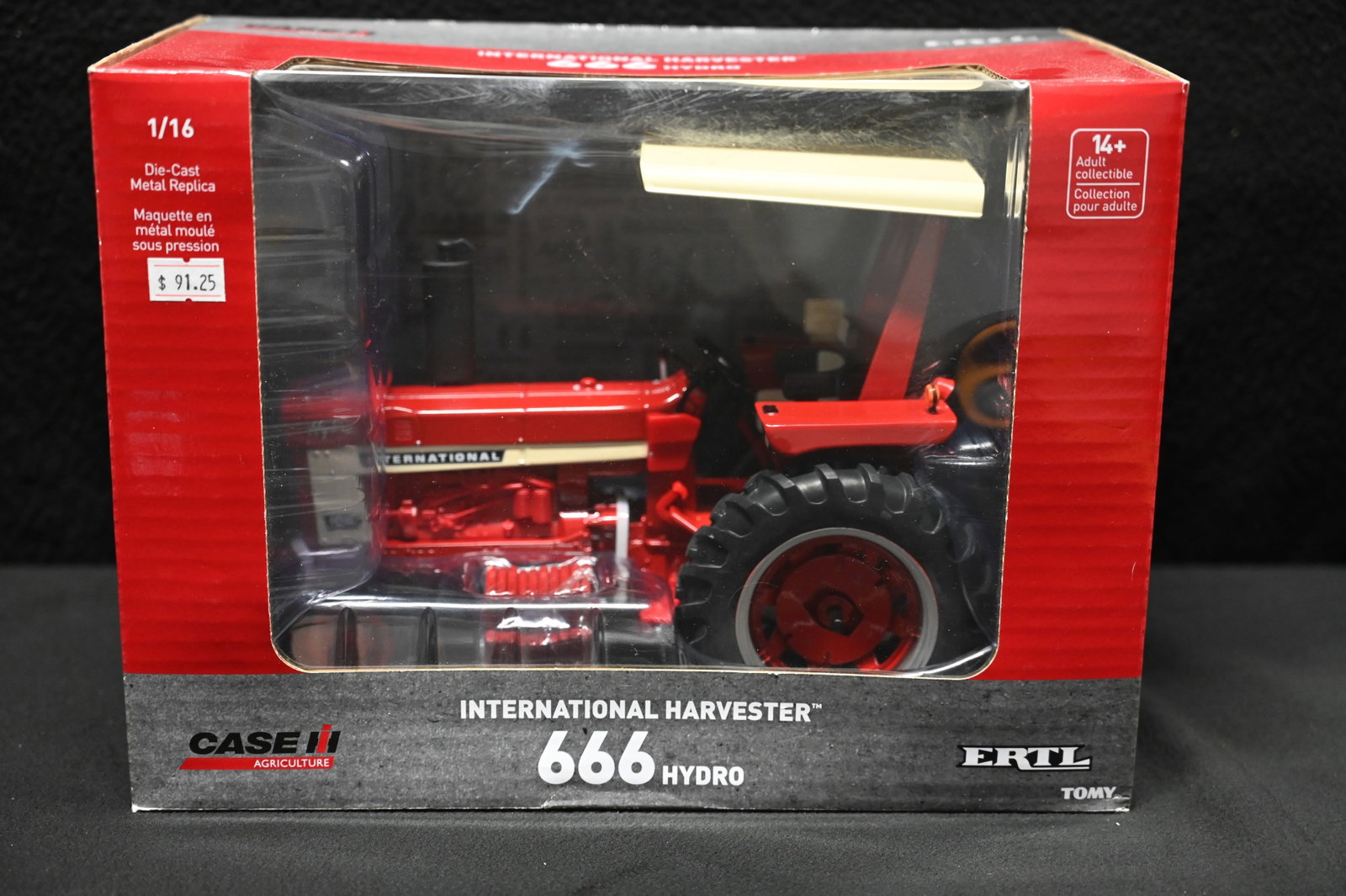 Ertl International Harvester 666 Hydro 2020 Toy Tractor Brand New Condition unopened.: Ertl International Harvester 666 Hydro 2020 Toy Tractor Brand New Condition unopened.