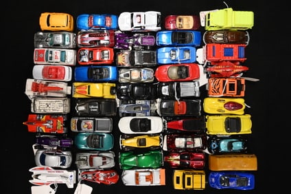 Approx. 50 Vintage Diecast Cars Hot Wheels, Matchbox, and More. Please see pictures for condition