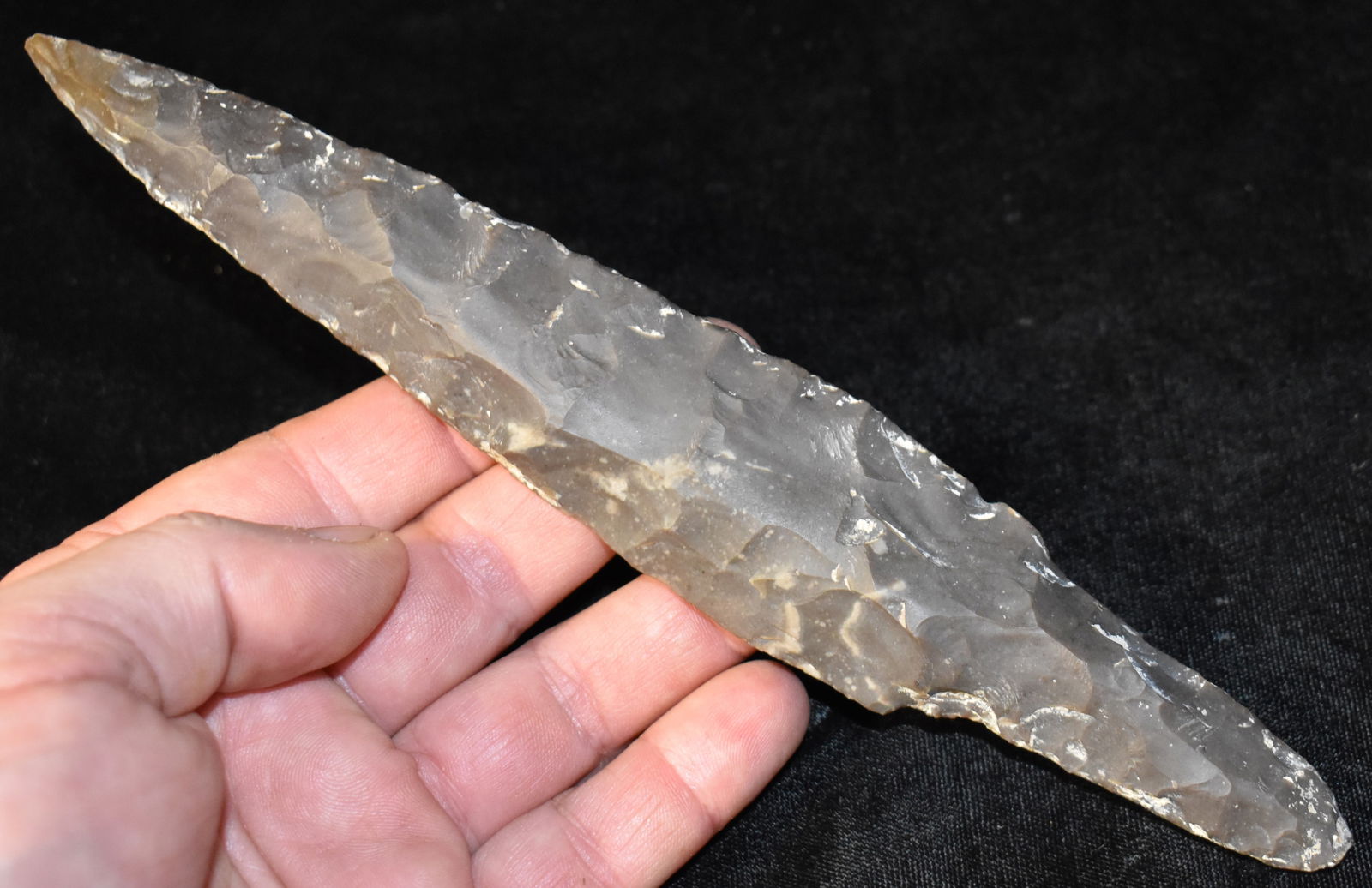 Large 8 1/2" Pre-Columbian Mayan Uniface Blade (1 of 10)