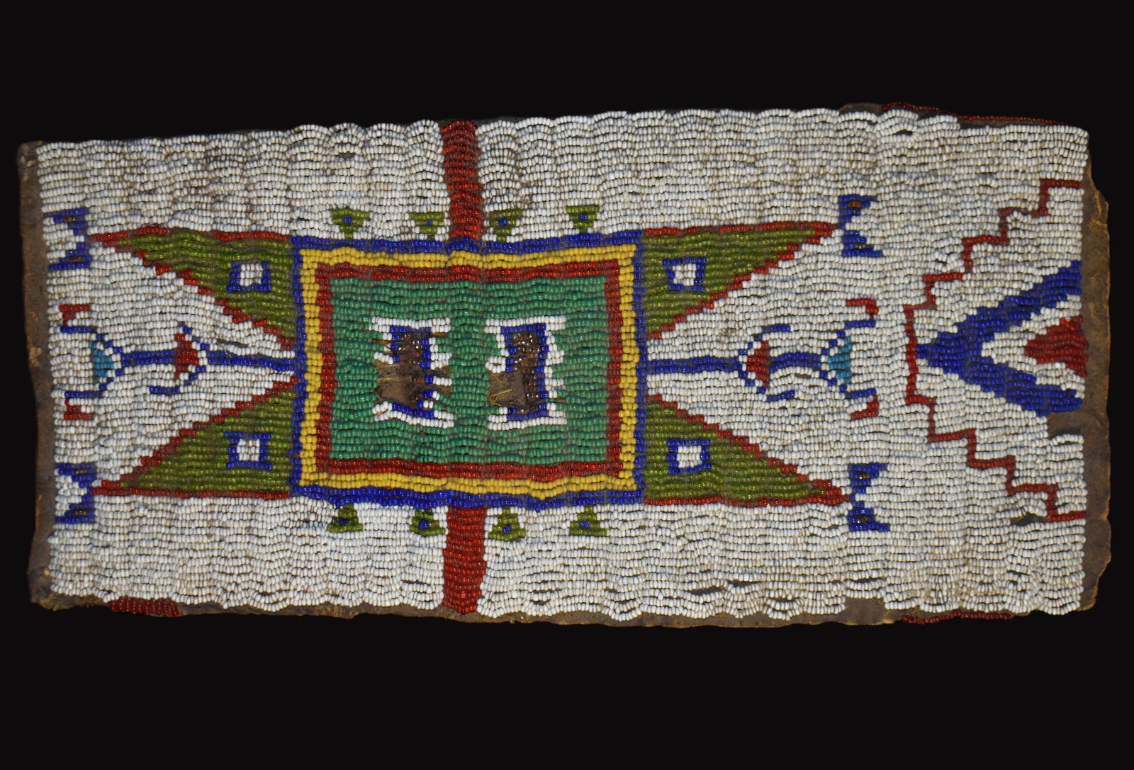 Early 1900's Lakota Sioux Bead Panel (1 of 7)