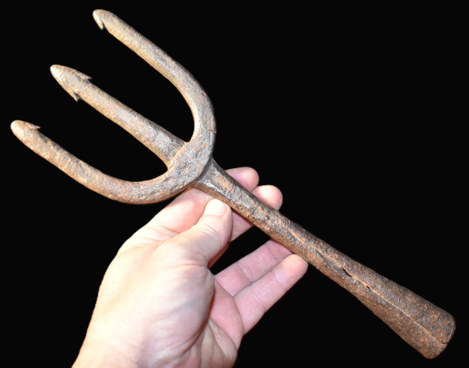Hand Forged 19th to Early 20th Century Trident - Ozarks Fish Gig: Hand Forged 19th Century Trident - Ozarks Fish Gig. Fish gigging is a tradition in Missouri, especially in the Ozark region. An antique fish gig from Missouri would typically be a three or four prong 