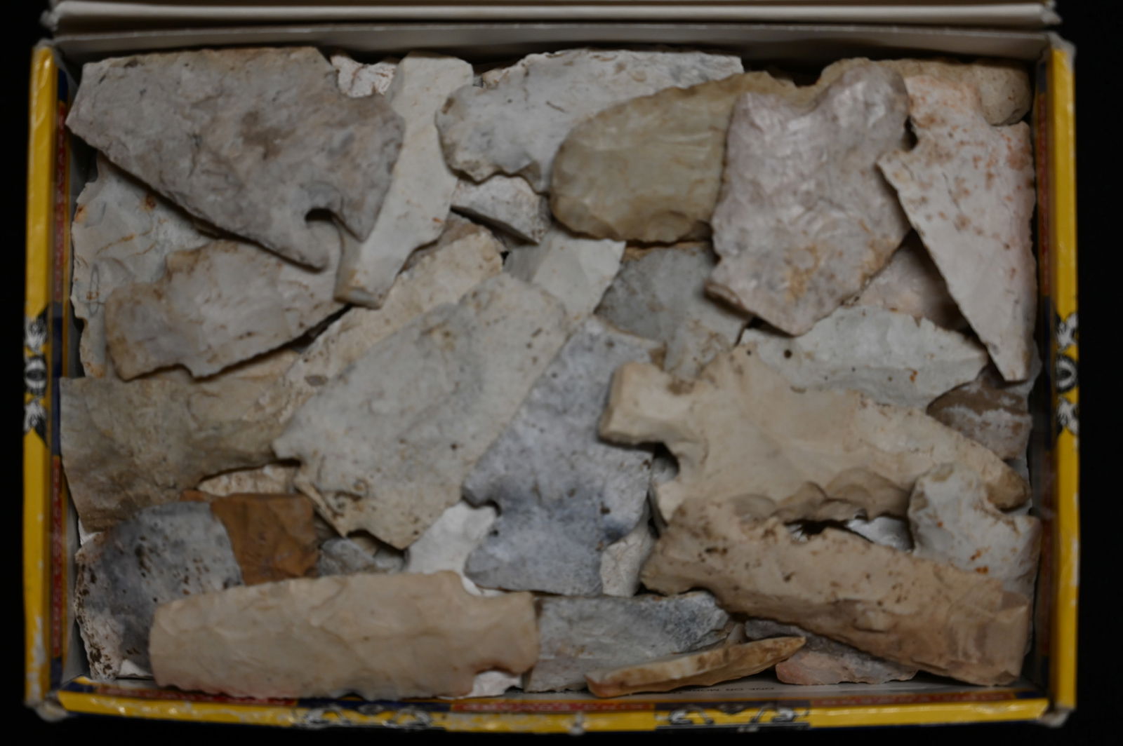 Cigar Box Full of Arrowheads and Stone Tools Found in MO/IL.  Cigar Box measures approx.. 8 1/4" x 5 (1 of 6)