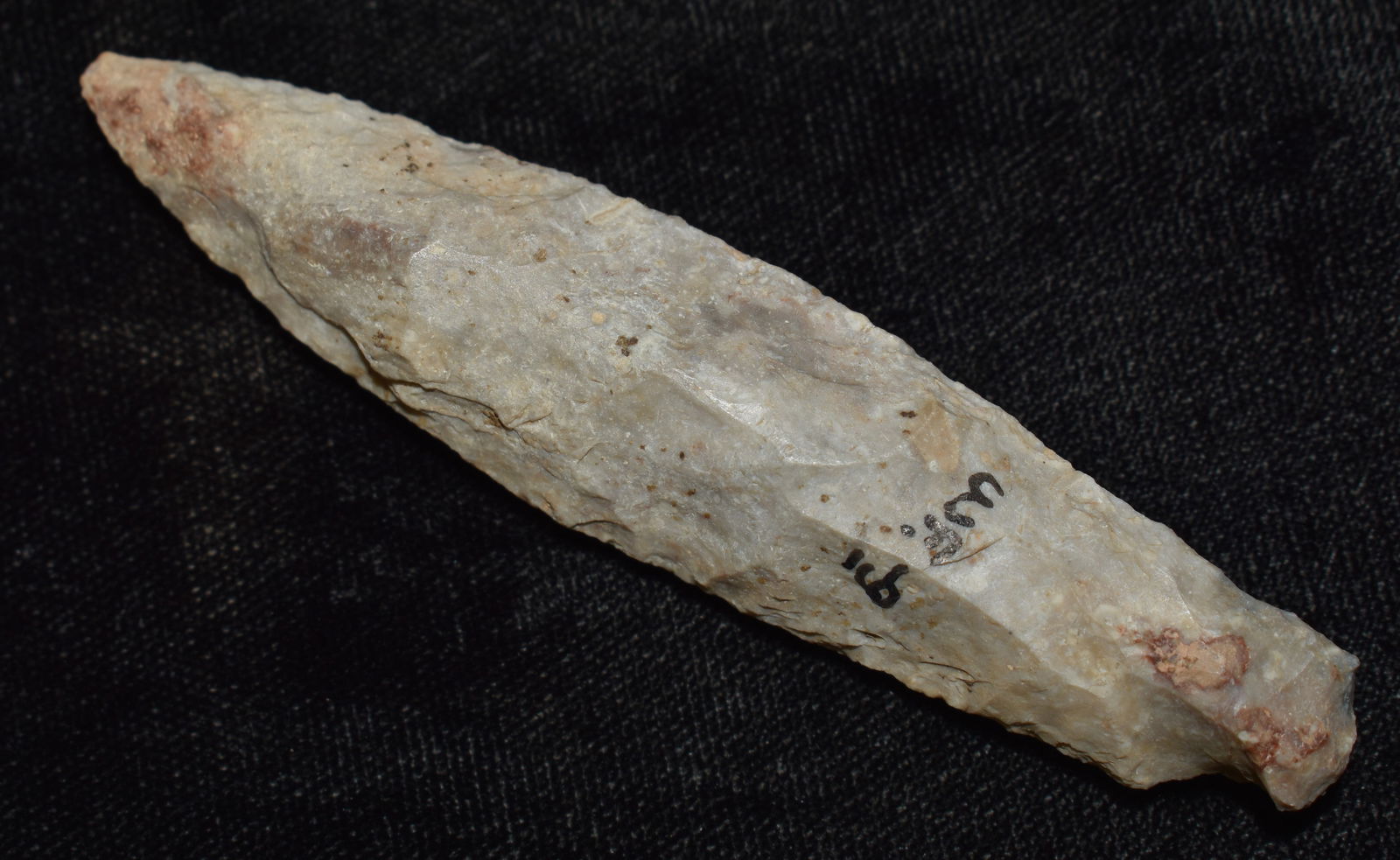 3 3/8" Nebo Hill Arrowhead found in Woodford County, Ill (1 of 7)