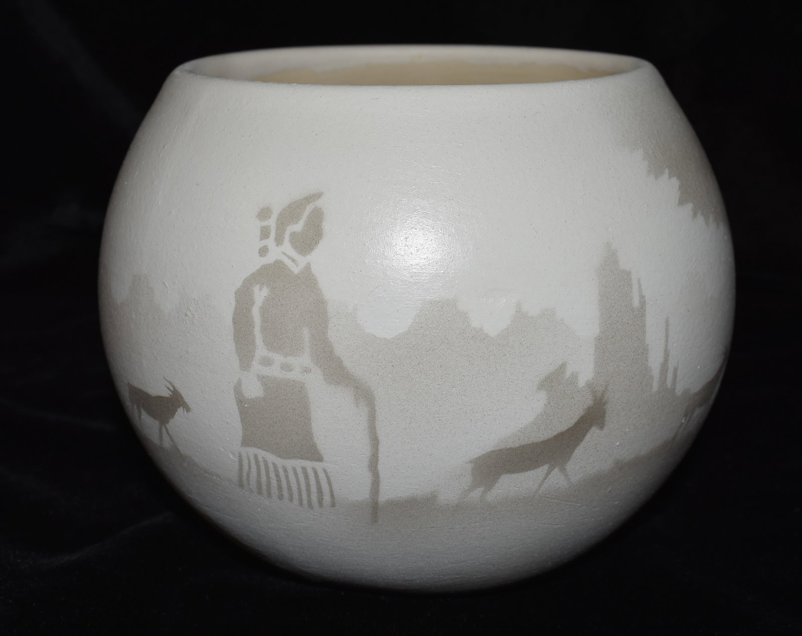Navajo Hozoni Pottery Vessel by M Redhorse (Navajo): Navajo Hozoni Pottery Vessel by M Redhorse (Navajo). Measures 5 3/4" diameter by 4 1/2" tall approximately. Excellent condition