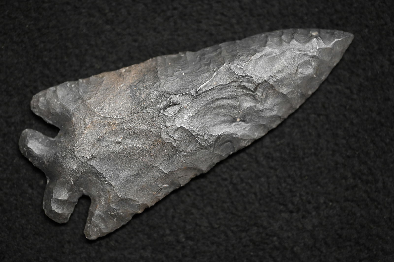 4 3/8" Lost Lake Arrowhead "Modern Made". (1 of 5)