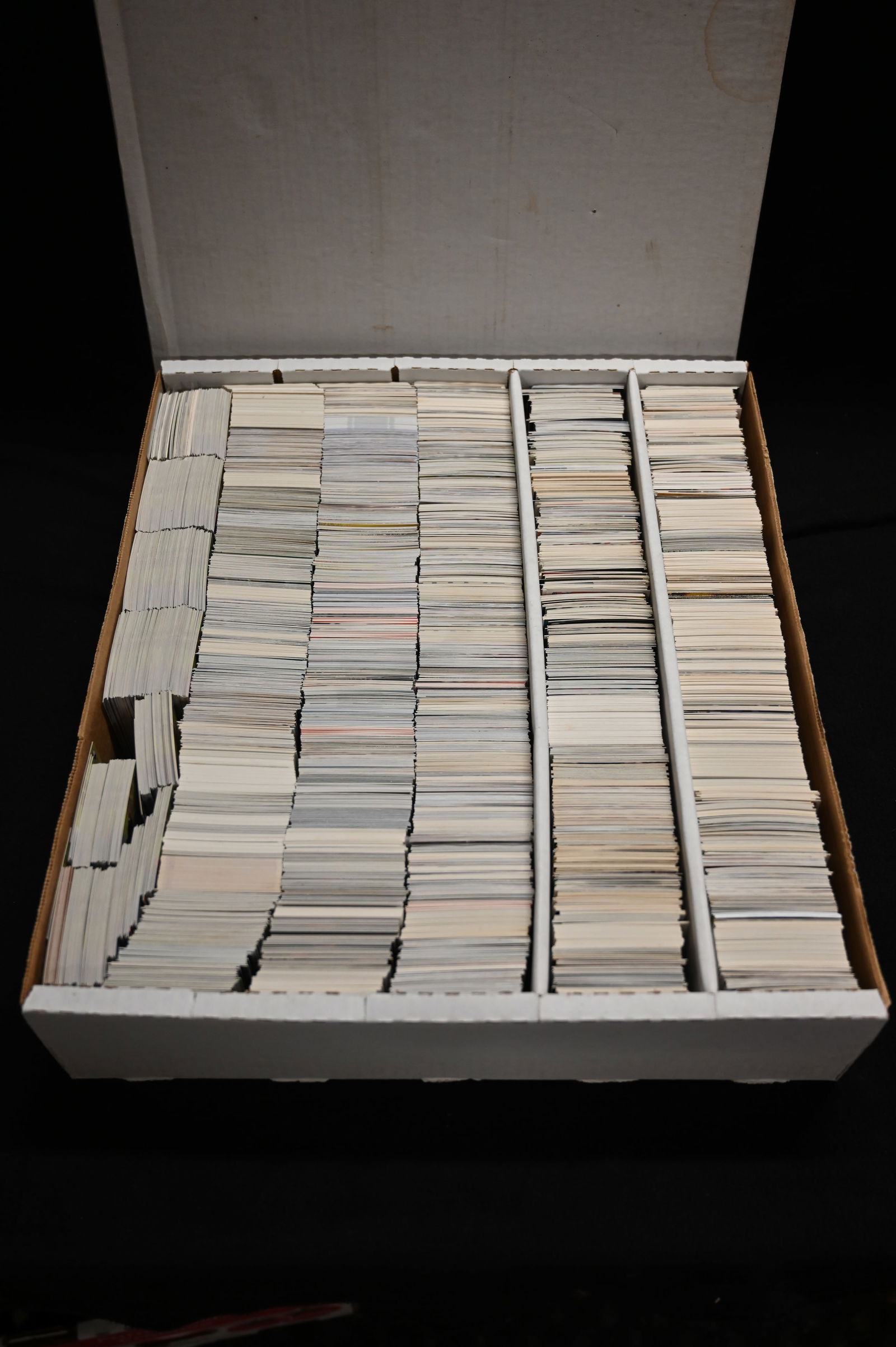 Approx. 5000 Sports Cards Mixed Group Early 90's (1 of 4)